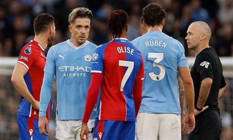 مانشستر سيتي يتعادل مع كريستال بالاس 2-2 في الدوري الإنجليزي