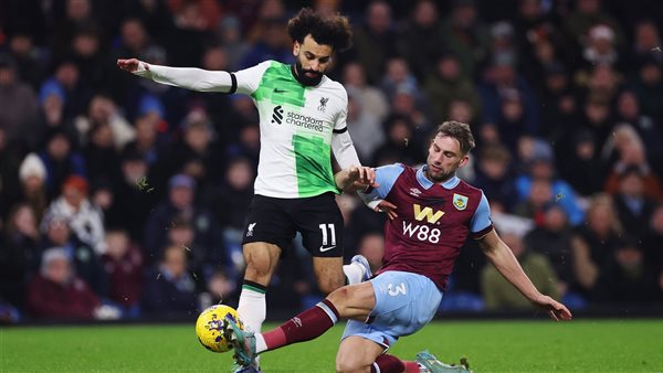 ليفربول يفوز علي بيرنلي 2-0 ويستعيد صدارة الدوري الإنجليزي