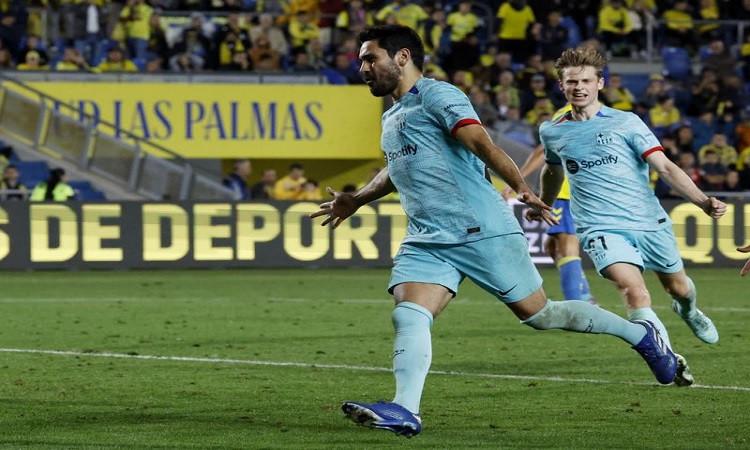 برشلونة يفوز على لاس بالماس 2-1 في الدوري الإسباني