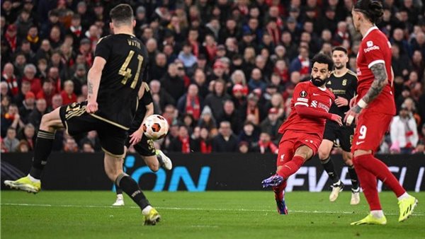 محمد صلاح يقود ليفربول لربع نهائي الدوري الأوروبي