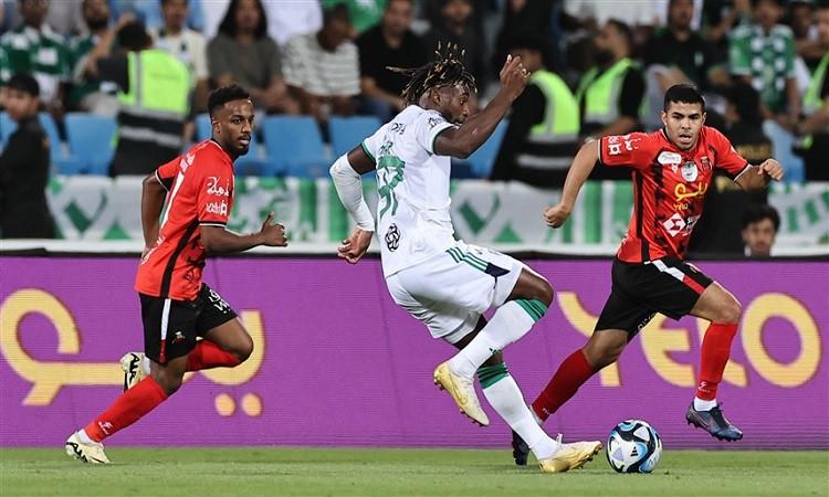 الرياض يفوز على الأهلي 2-1 في الدوري السعودي