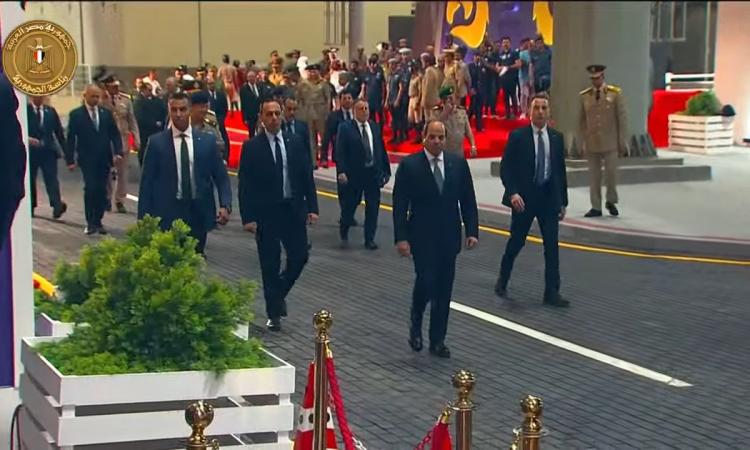 الرئيس السيسي يفتتح البطولة العربية العسكرية الأولي للفروسية