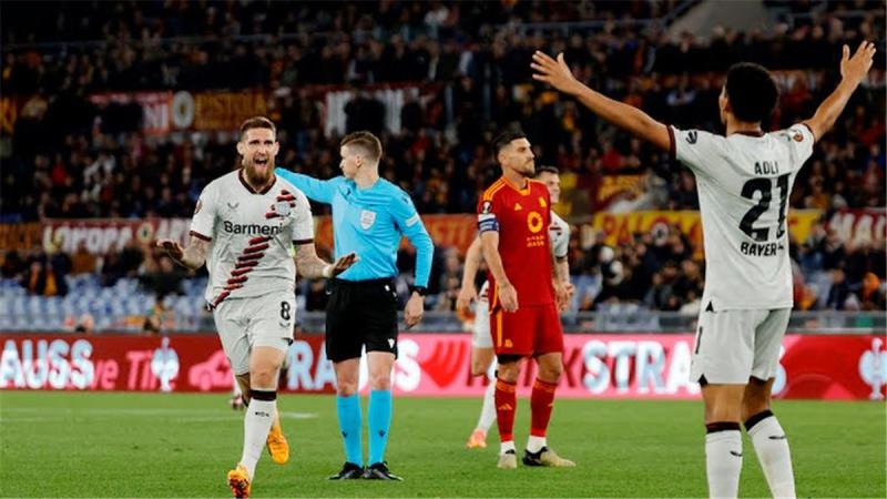 باير ليفركوزن يفوز على روما 2-0 في الدوري الأوروبي