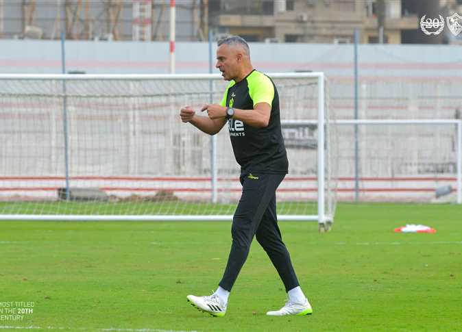 جوميز يمنح لاعبي الزمالك راحة 24 ساعة من التدريبات