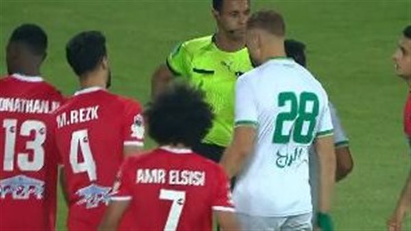 مودرن فيوتشر يتعادل مع المصري سلبياً بالدوري