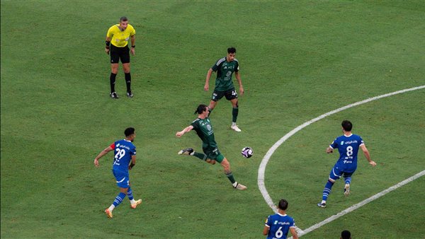 الهلال يفوز علي أهلي جدة 2-1 في الدوري السعودي