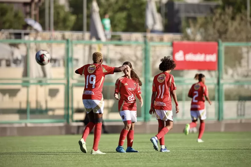 الأهلي يفوز على المعادي واليخت 4-0 في دوري الكرة النسائية