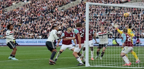 وست هام يفوز على مانشستر يونايتد 2-1 بالدوري الإنجليزي