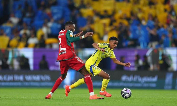 الإتفاق يفوز علي النصر 3-2 في الدوري السعودي