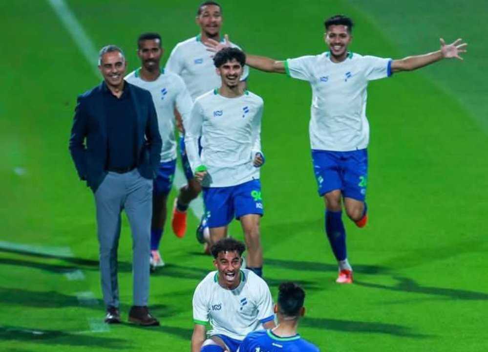 جوميز يقود الفتح للفوز على الأخدود 3-1 في الدوري السعودي