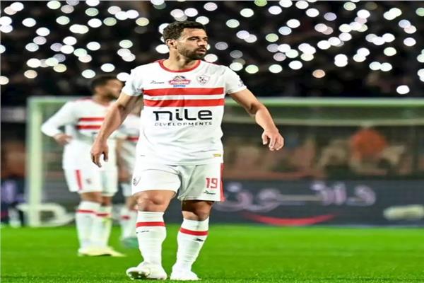 بيسيرو يعقد جلسة مع عبد الله السعيد علي هامش تدريب الزمالك