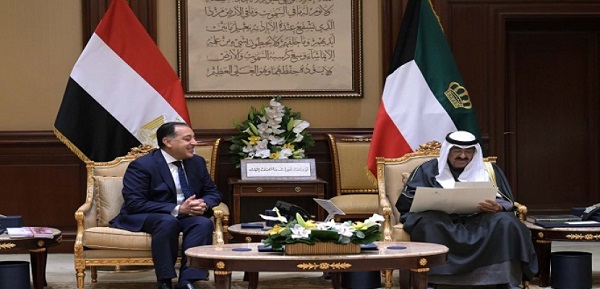 مدبولى يسلّم أمير الكويت دعوة الرئيس السيسي لحضور القمة العربية التى ستُعقد بالقاهرة 4 مارس المُقبل