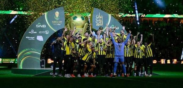 اتحاد جدة يتوج بلقب كأس خادم الحرمين الشريفين على حساب القادسية