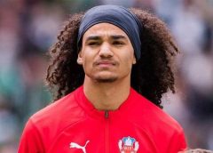 آدم كايد يصل القاهرة الجمعة لتوقيع عقود انتقاله للزمالك