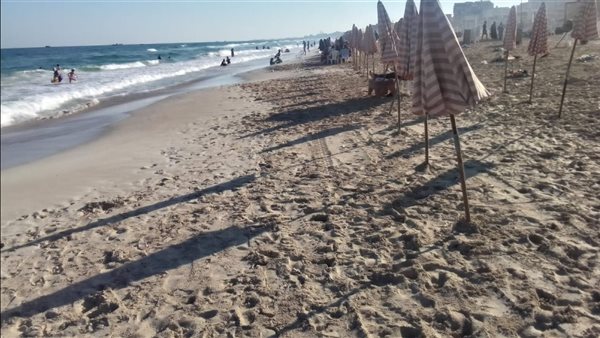 إعادة فتح شواطئ الإسكندرية اليوم الأربعاء ومنع نزول البحر