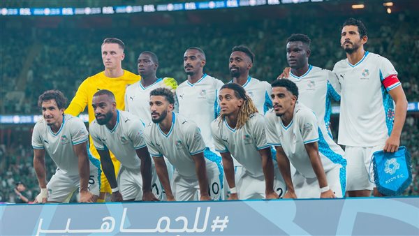 الأهلي يستهل مشواره في الدوري السعودي بالفوز على نيوم