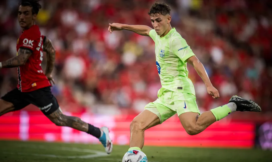 برشلونة يكتسح مايوركا 3-0 في بداية مشواره بالدوري الإسباني