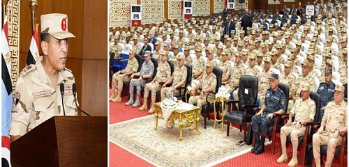 وزير الدفاع والإنتاج الحربى يلتقى عدداً من مقاتلى المنطقة الغربية العسكرية