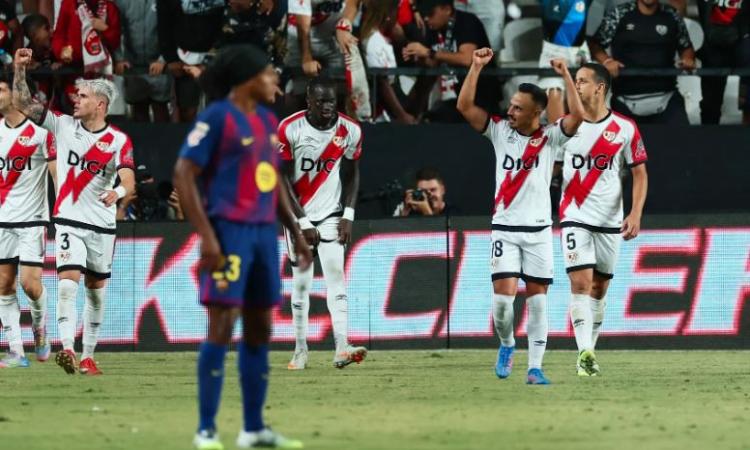برشلونة يتعثر أمام رايو فايكانو في الدوري الإسباني