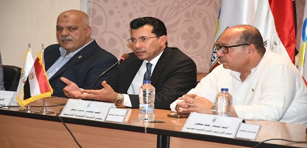 وزير الرياضة ورئيس اللجنة الأولمبية يجتمعان برؤساء الاتحادات لمتابعة استعدادات الأولمبياد