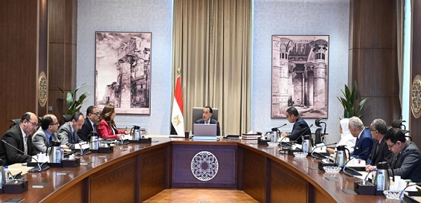رئيس الوزراء يوجه بسرعة إجراء حصر دقيق لجميع العقارات الآيلة للسقوط