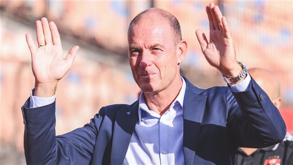 توروب يعلن قائمة الأهلي استعدادًا لمواجهة البنك الأهلي