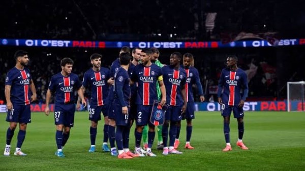 باريس سان جيرمان يفوز على ليون 3-2 في الدوري الفرنسي