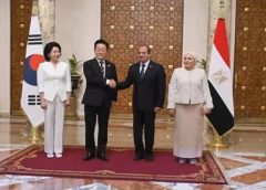 الرئيس السيسى والسيدة قرينته يستقبلان رئيس كوريا الجنوبية وقرينته بقصر الاتحادية