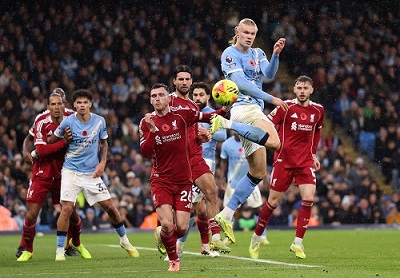 مانشستر سيتي يفوز على ليفربول 3-0 في الدوري الإنجليزي