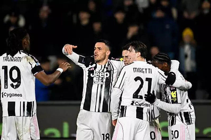 يوفنتوس يفوز علي بيزا 2-0 في الدوري الإيطالي