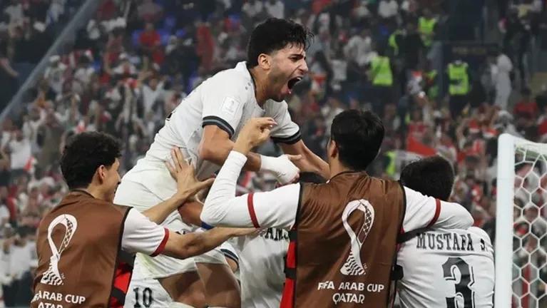 منتخب العراق يفوز على السودان 2-0 ويتأهل إلى ربع نهائي كأس العرب