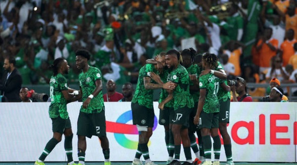 نيجيريا تفوز على تونس 3-2 وتتأهل رسميًا إلى دور الـ16 بأمم أفريقيا 2025