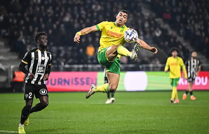 أنجيه يكتسح نانت 4-1 في الدوري الفرنسي بمشاركة مصطفي محمد