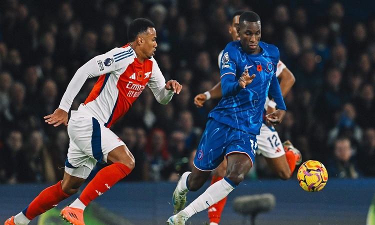 أرسنال يفوز علي تشيلسي 3-2 ويتأهل إلى نهائي كأس كاراباو