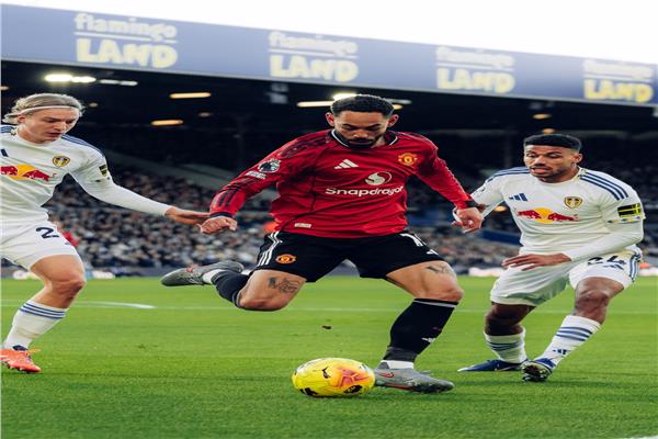 مانشستر يونايتد يتعادل مع ليدز 1-1 بالبريميرليج