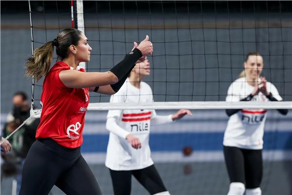 الأهلي يهزم الزمالك ويتوج بدوري مرتبط سيدات الطائرة