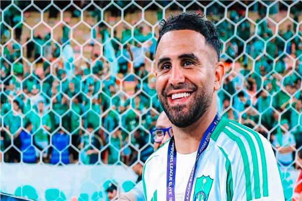 رياض محرز يؤكد جاهزية محاربي الصحراء لمواجهة نيجيريا