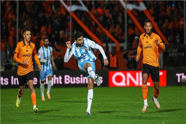 موعد وحكام مباراة بيراميدز ونهضة بركان