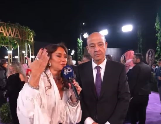 عمرو أديب يرفض التدخل في حياته الخاصة: ملكوش دعوة بحياتي