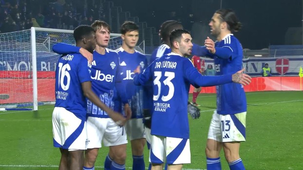 كومو يتقدم علي أودينيزي 1-0 في الشوط الأول