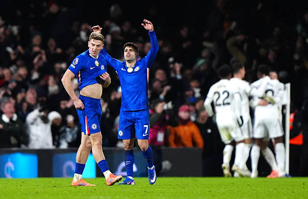 فولهام يفوز علي تشيلسي 2-1 في الدوري الإنجليزي