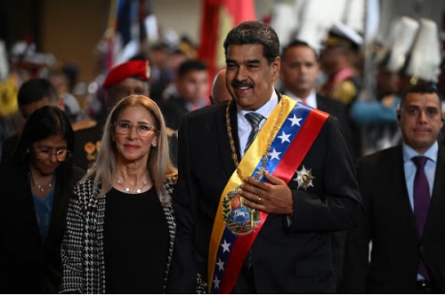 ترامب يكشف كواليس عملية اعتقال الرئيس الفنزويلي نيكولاس مادورا وزوجته