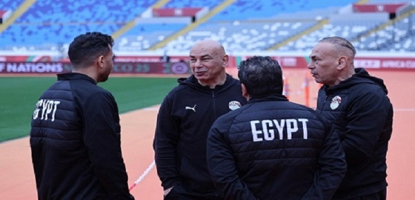 الجهاز الفنى لمنتخب مصر يتفقد ملعب “محمد الخامس” بالدار البيضاء قبل مباراة نيجيريا