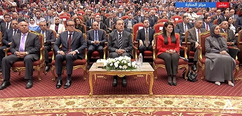 رئيس الوزراء يشهد احتفالية “جائزة مصر للتميز الحكومى”