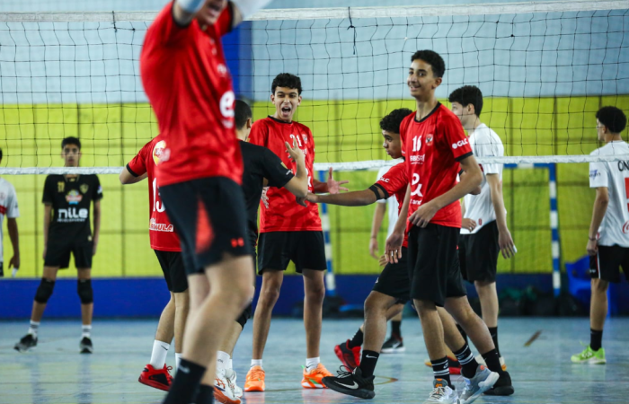 الأهلي يفوز على الزمالك ويتوج بدوري المرتبط للكرة الطائرة