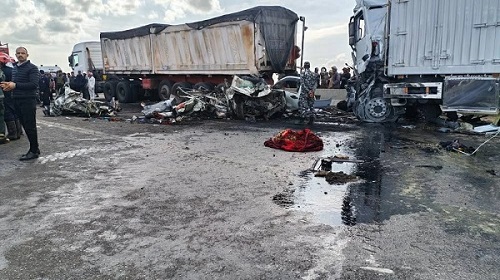 حادث مروع ببورسعيد .. 14 جثة في تصادم سيارتين على محور 30 يونيو