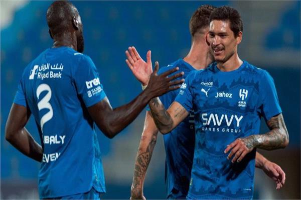 الهلال يفوز على الاتفاق 2-0 في الدوري السعودي
