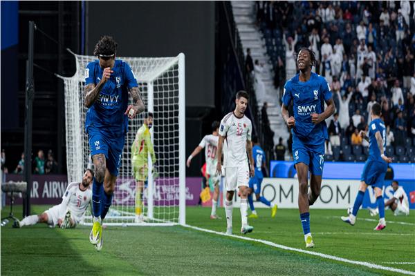 الهلال يفوز على الوحدة 2-1 في دوري أبطال آسيا
