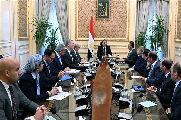 رئيس الوزراء يعقد اجتماعاً لمتابعة موقف توافر السلع الاستراتيجية