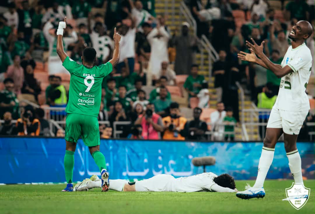 الأهلي يفوز علي الحزم 2-0 في الدوري السعودي